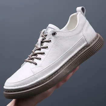 La junta de zapatos de cuero de los hombres de cien con transpirable zapatos casual zapatos de los hombres de 2023 nueva tendencia de la primavera de los hombres de los deportes de pequeños zapatos blancos