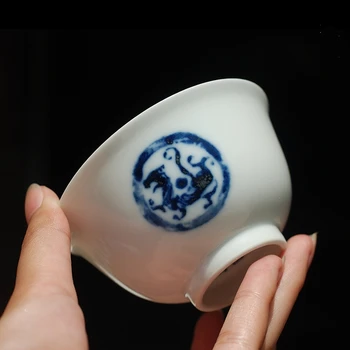 Pintado a mano Azul y Blanco de Cerámica de Tigre Blanco de la Taza de Té hecho a Mano de Cerámica juego de Té Kongfu taza de Té