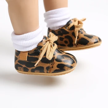 Primavera Otoño Zapatos de Bebé de Cuero de la Pu de la Impresión del Leopardo de Niñas Recién nacidas Chico Casual Zapatos de Suela Suave Bebé Antideslizante de Primera Andadores 0-1año